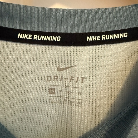 Nike Shirt Women's Medium Blue Pacer Dri Fit Running Performance Reflective Run - Picture 2 of 8